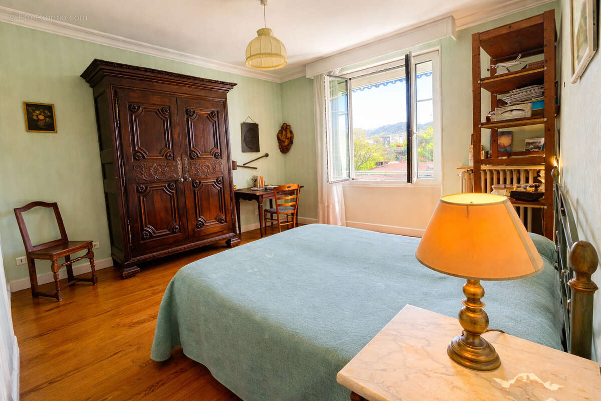 Maison à CLERMONT-FERRAND