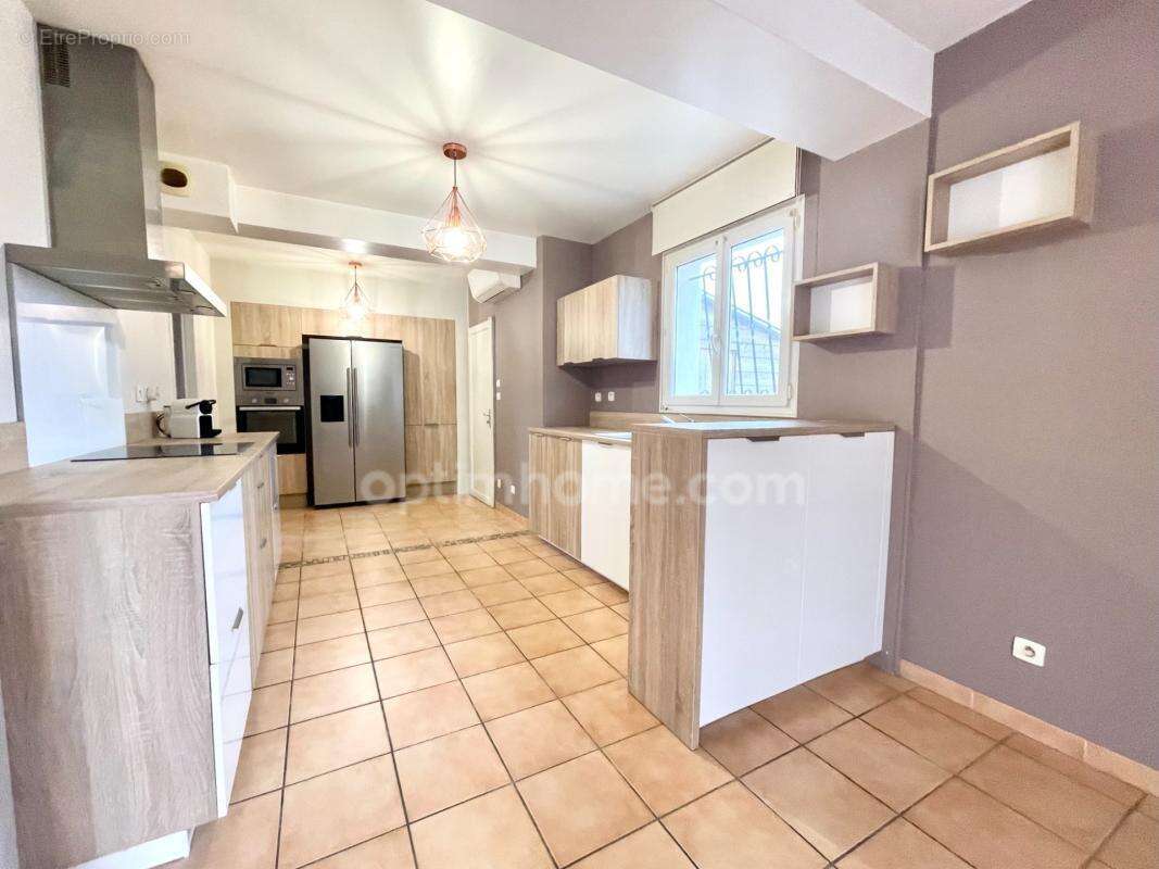 Villa 4 pièces climatisée – 87m² + garage – Prête à vivre ! - photo 7