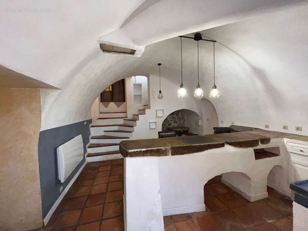 Appartement à TOUET-DE-L'ESCARENE