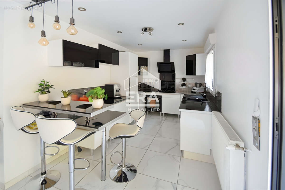 Maison 116m² à jouars-pontchartrain - photo 6
