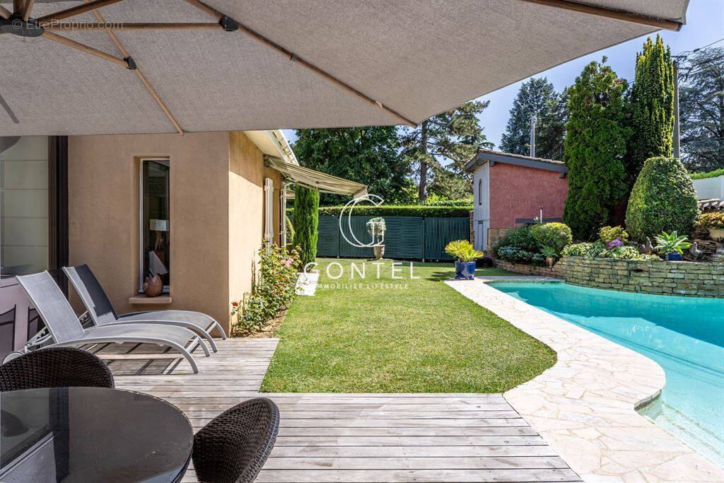 Maison à SAINT-CYR-AU-MONT-D'OR