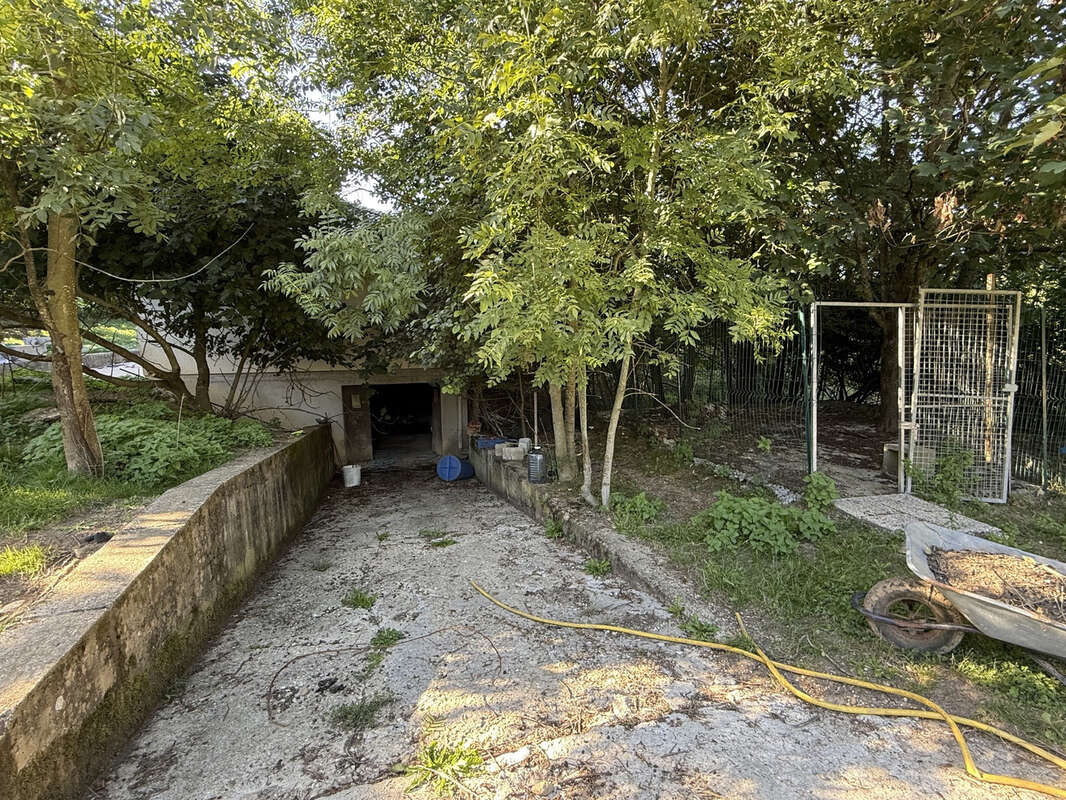 Maison à COUR-ET-BUIS