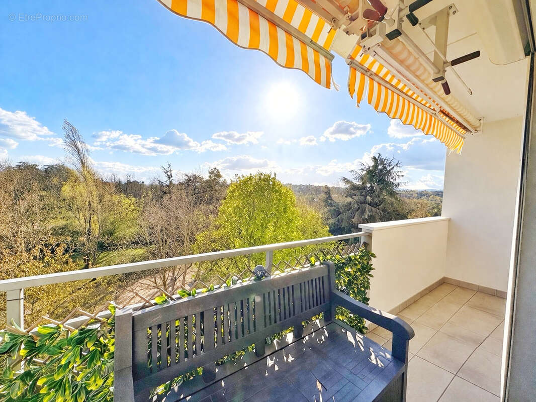 Appartement à OULLINS