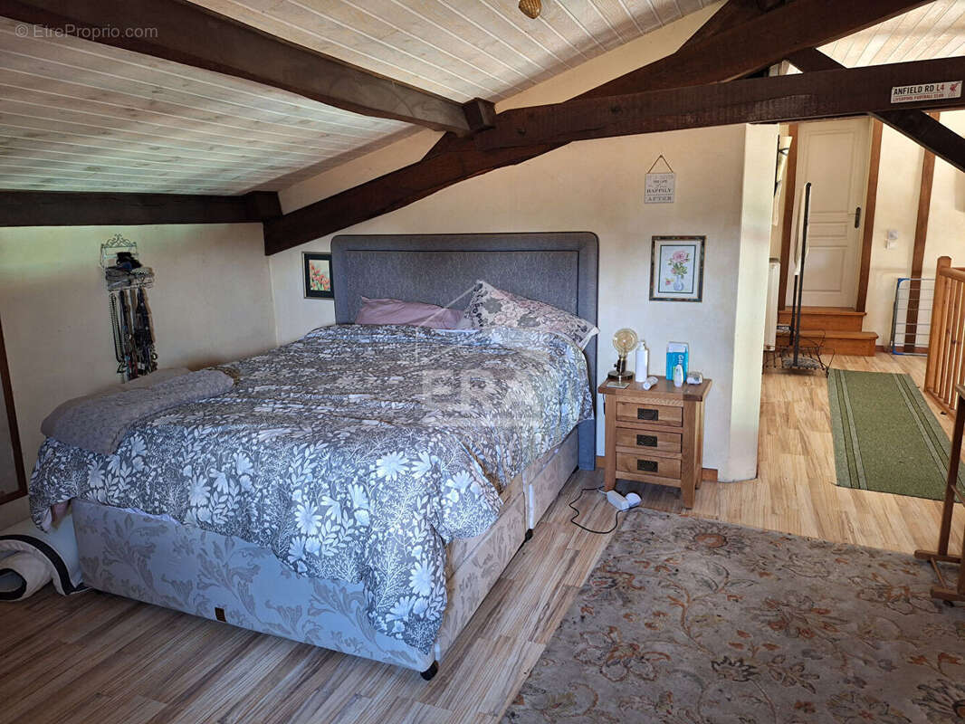 Maison 179m² à montpon-ménestérol - photo 7