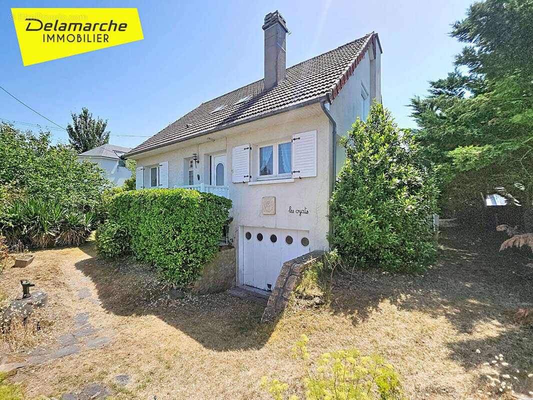Maison à BREHAL