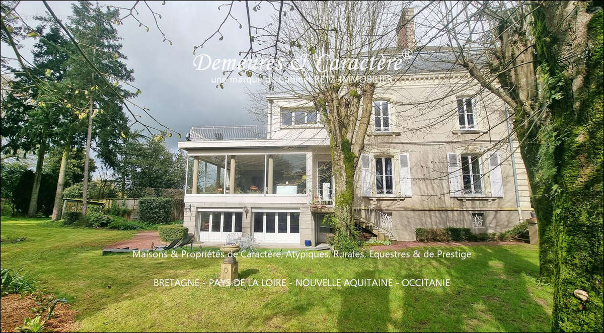 Grande demeure bourgeoise centre bourg, dépendances, accès rivière - photo 28