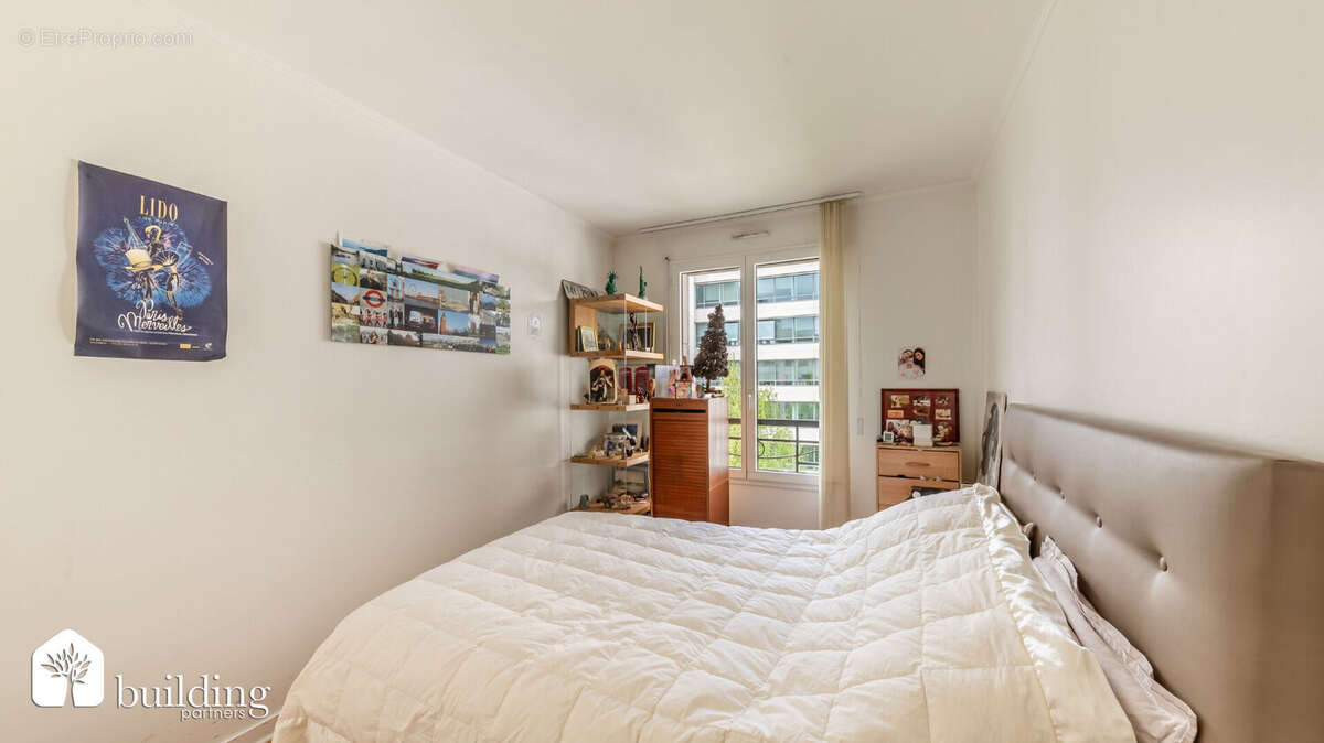 Appartement à LEVALLOIS-PERRET
