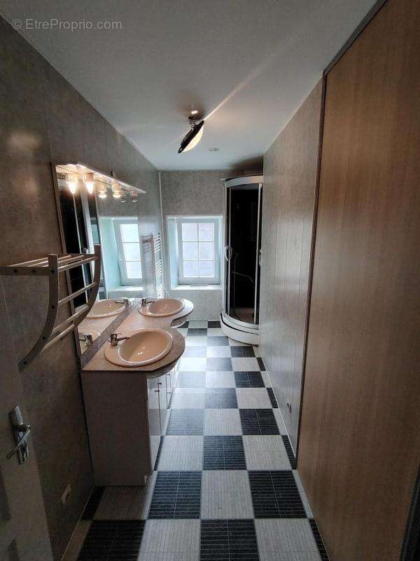 Longère près de Périers 3 chambres terrain 2530 m² - photo 17