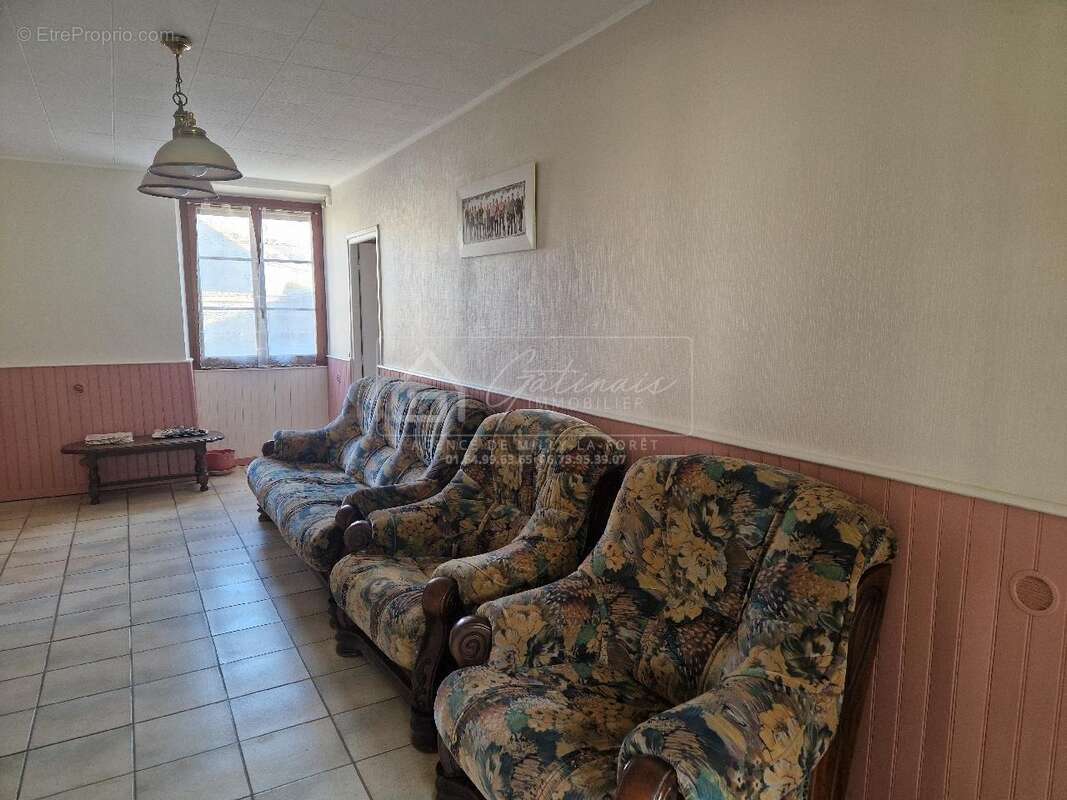 Maison à MALESHERBES