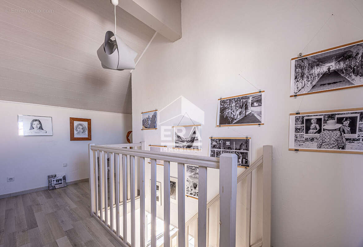 Maison à MORNAC-SUR-SEUDRE