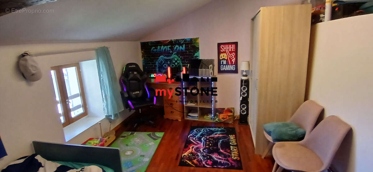 Maison à LAPEYROUSE