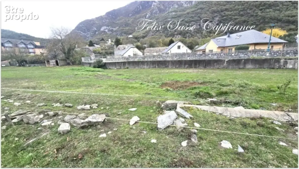 Terrain à vendre  AGOS VIDALOS (65) de 900m2 Secteur recherché , proche Argeles-Gazost et Lourdes - photo 2