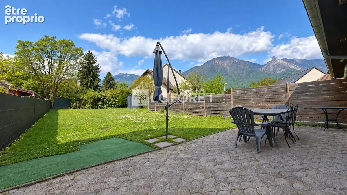 Exclusivité à Albertville : Charmante maison 4 pièces rénovée  en parfait état ! - photo 11