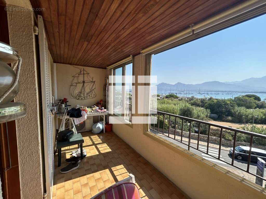 Appartement à CALVI