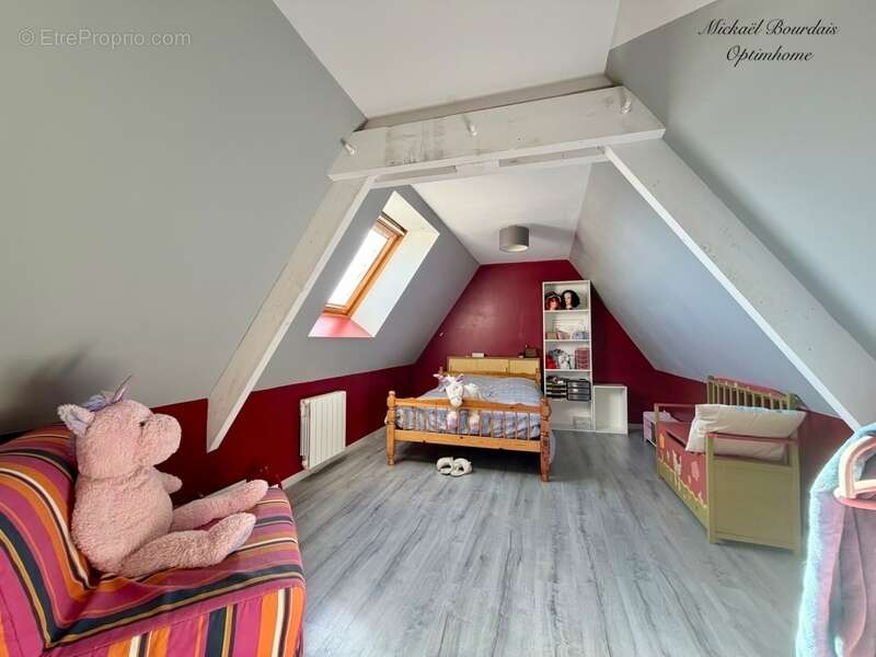 Maison à PONTVALLAIN