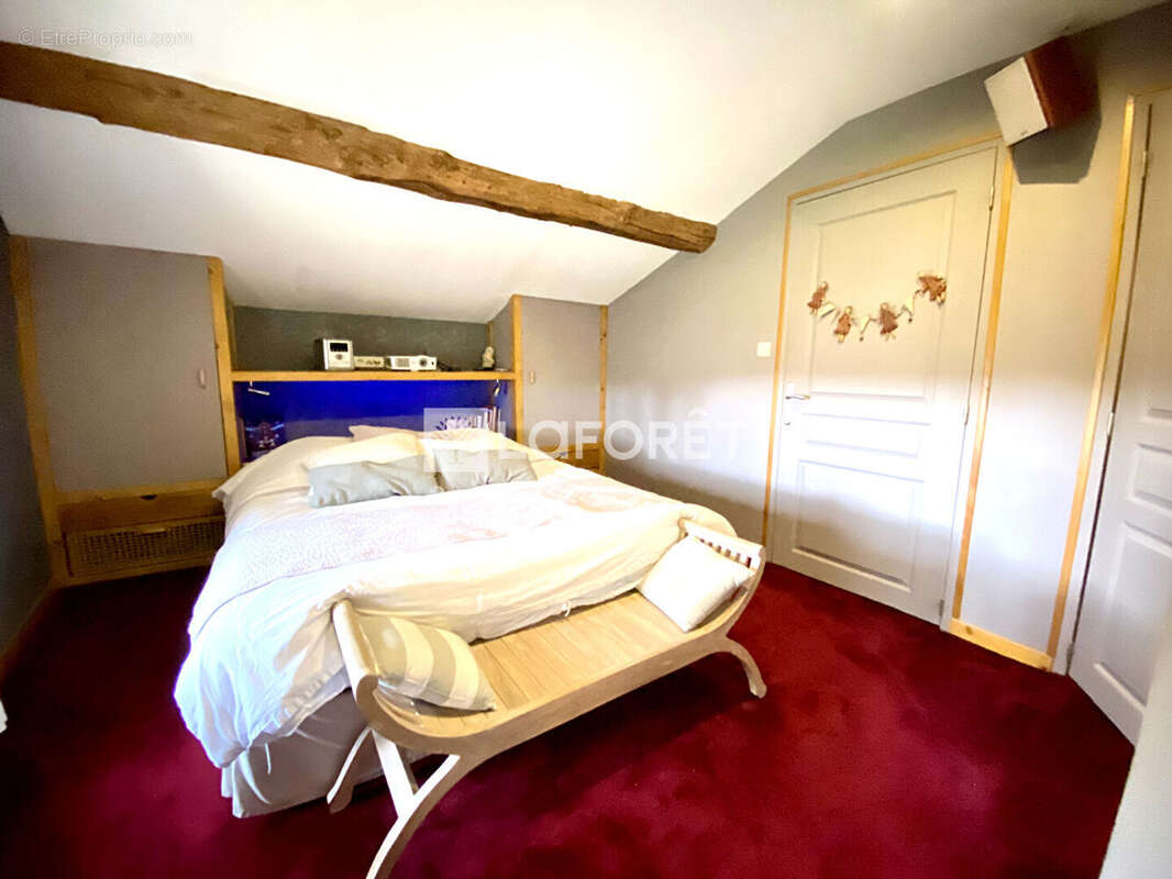 Maison à ASNIERES-LA-GIRAUD