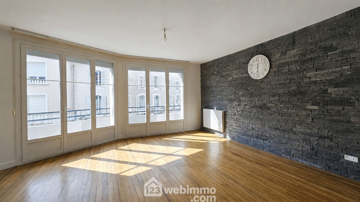 Appartement à LOURDES