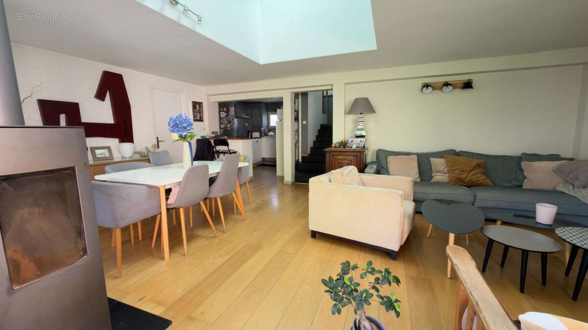 Maison à LE PERREUX-SUR-MARNE