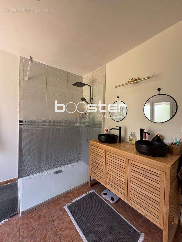 Maison à SAINT-YRIEIX-LA-PERCHE