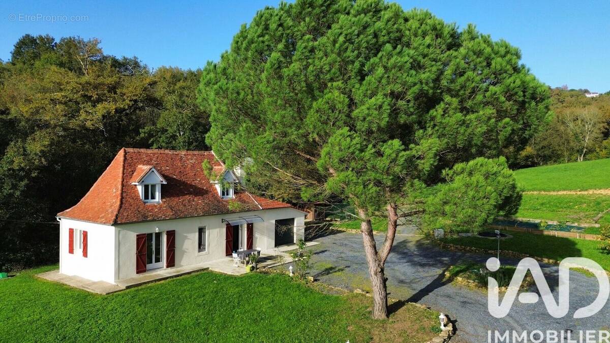 Photo 1 - Maison à PORTET