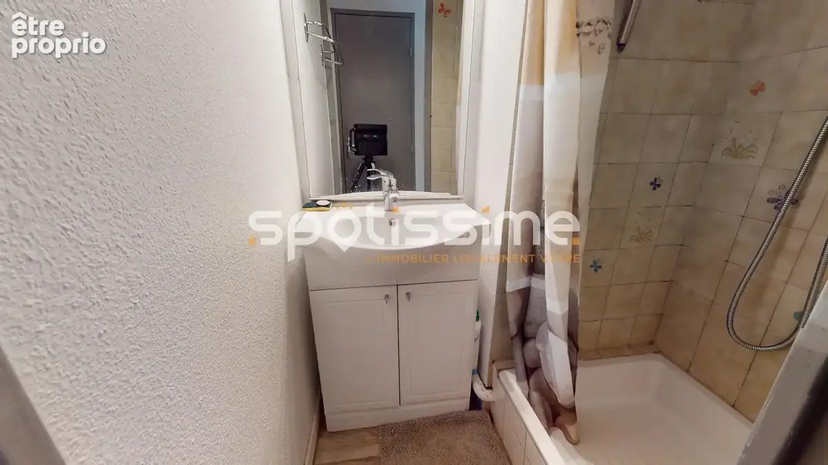 Le Cap d'Agde, Mont Saint-Martin, studio cabine en rez-de-jardin,Terrasse, parking privé - photo 14