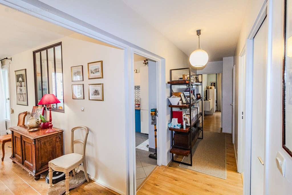 Autre à VILLEURBANNE