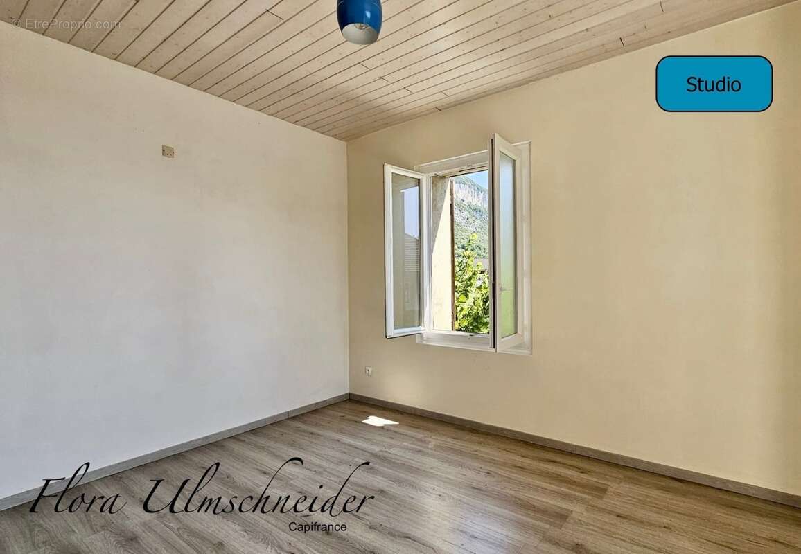Au cœur du village de Chindrieux (73) – Ensemble immobilier avec appartement d'env. 134 m² à rénover, studio d'env. 32 m² rénové - photo 17