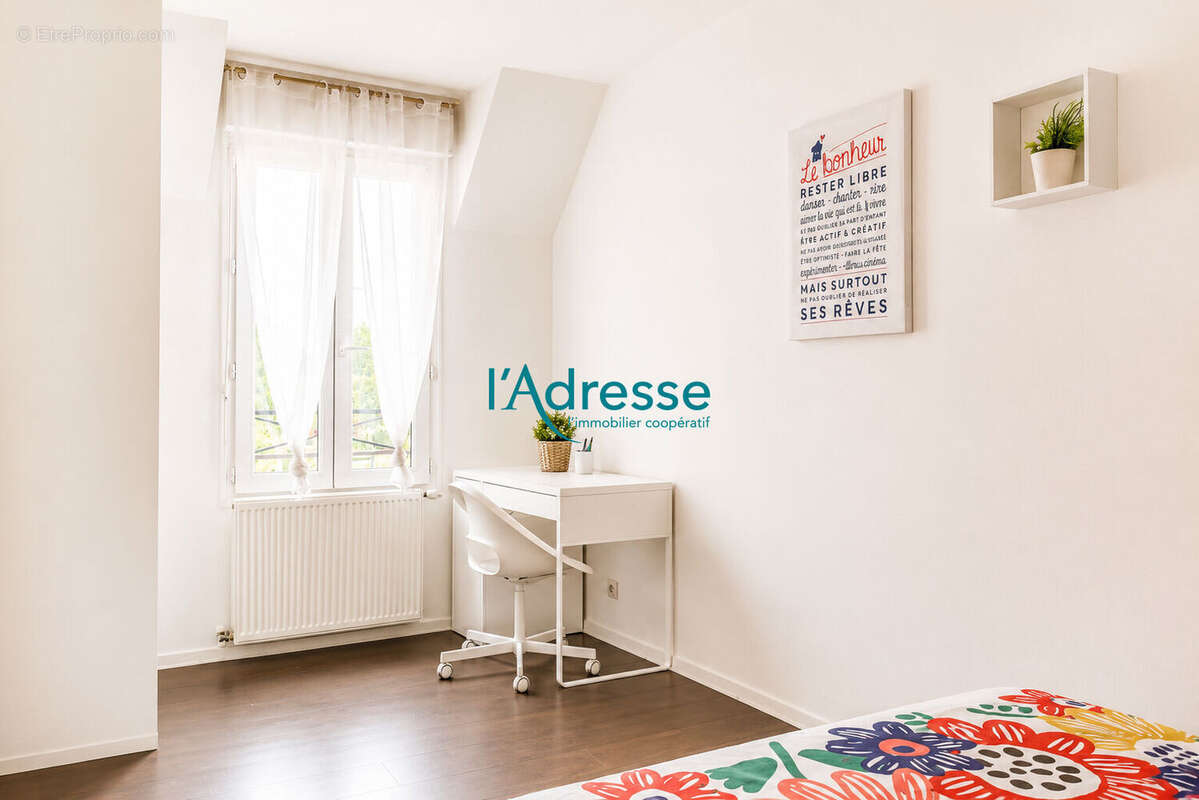 Maison à NANTERRE