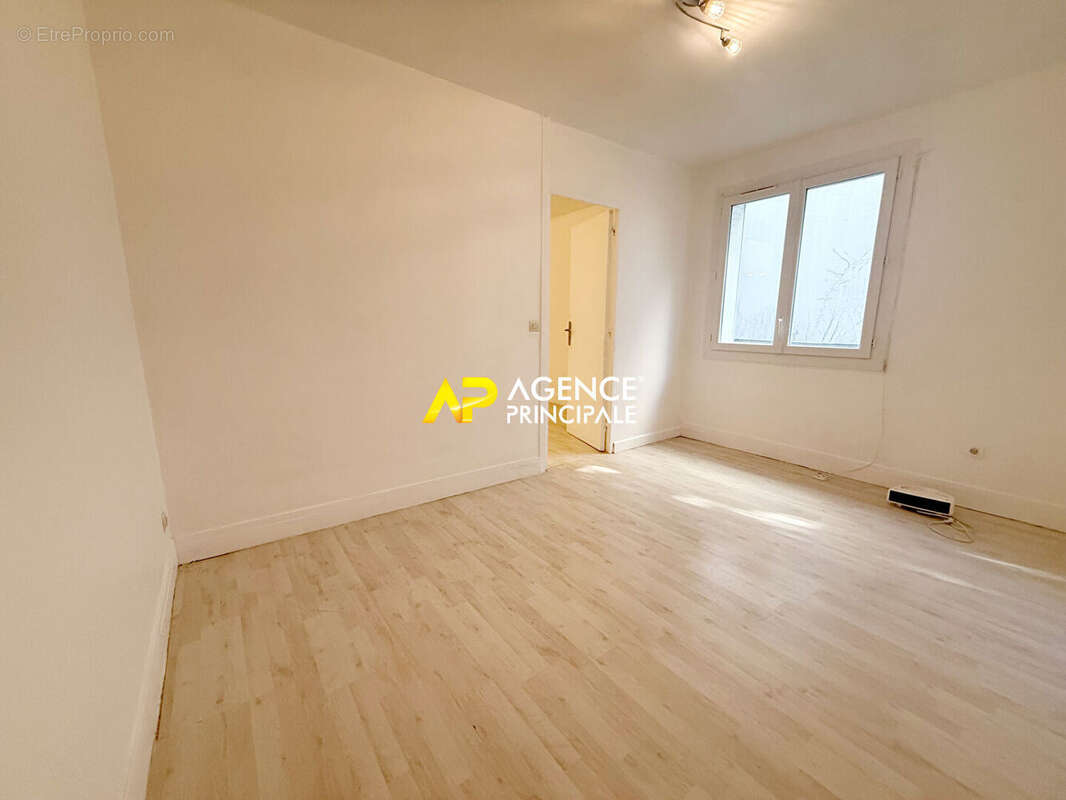 Appartement Argenteuil hyper centre 2 pièce(s) 1 chambre 33 m2 - photo 2