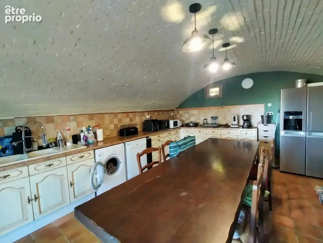 Maison à vendre à Gesvres cuisine d'été