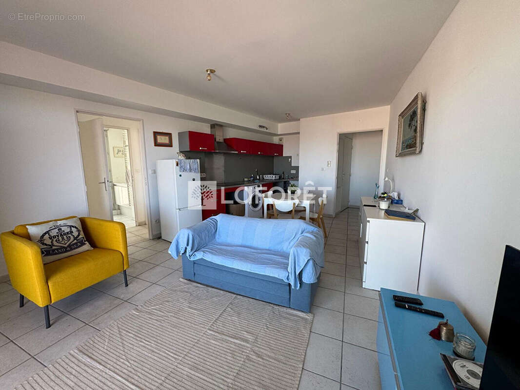 Appartement à MARSEILLE-3E