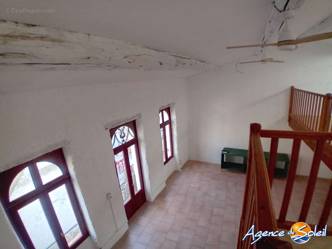 Commerce à LAGRASSE