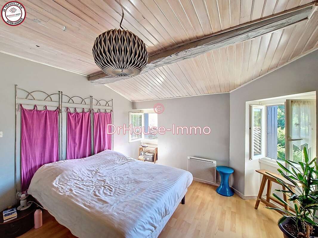 Maison à SAINT-GELAIS