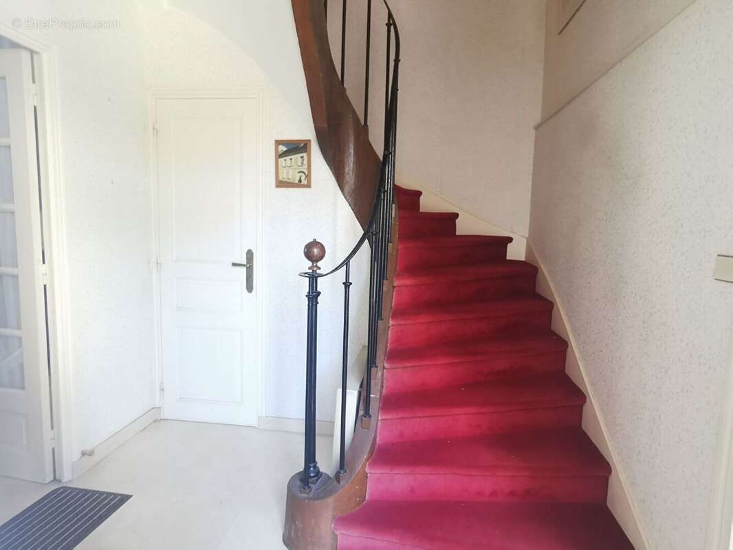 Autre à DANGE-SAINT-ROMAIN