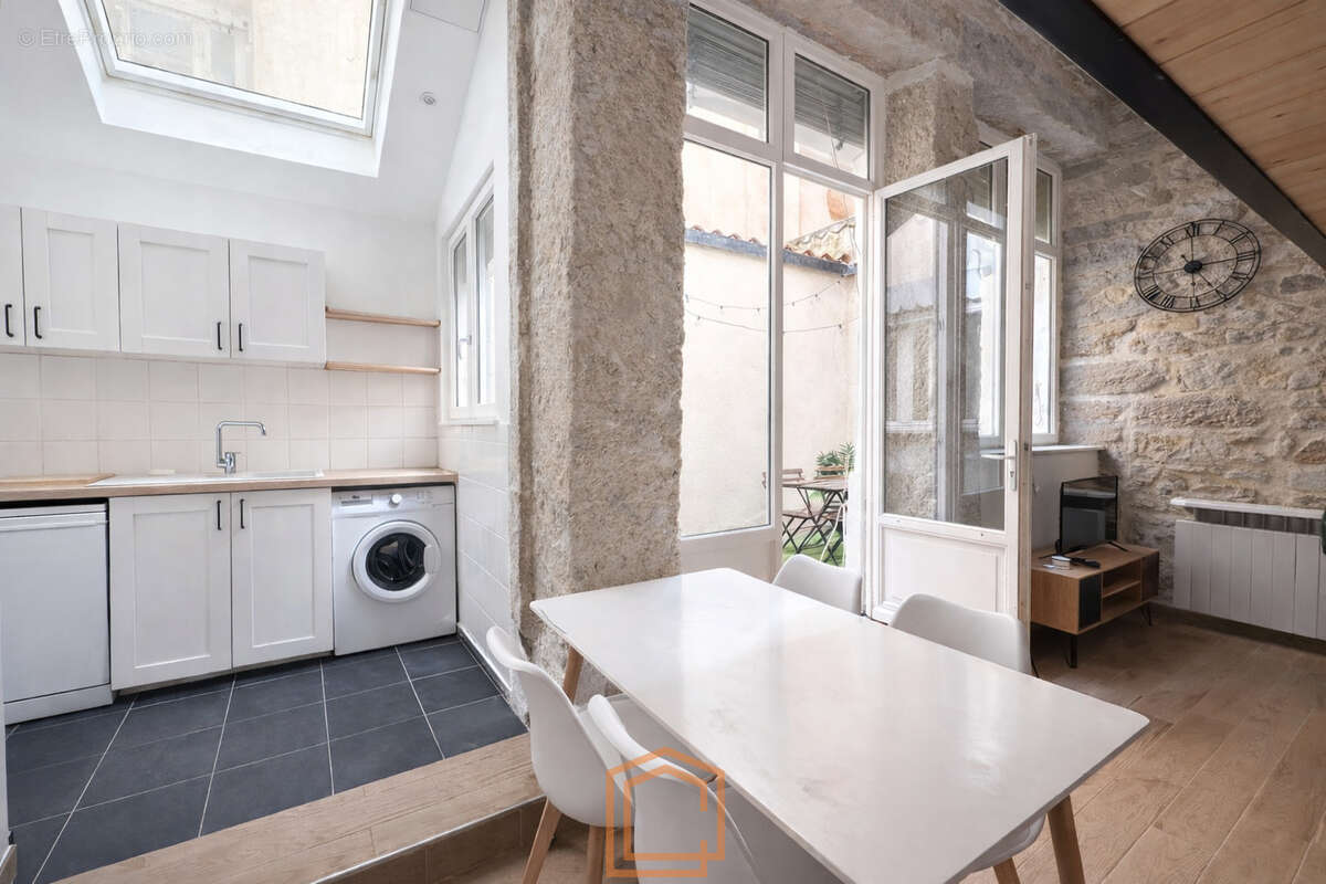 Appartement à LYON-4E