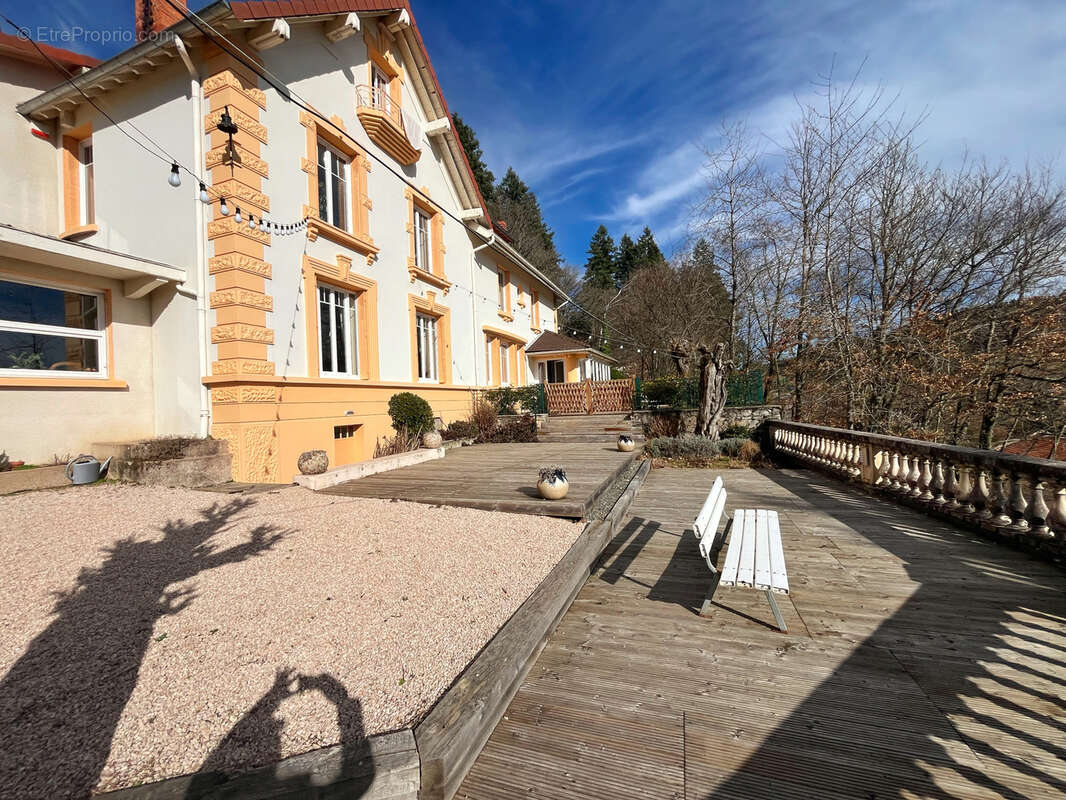 Maison à VIOLAY