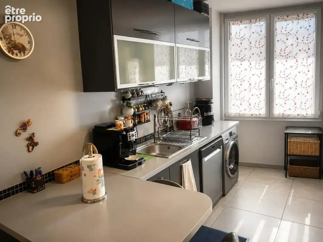 Maison de 5 pièces de 118 m² à Bourgoin-Jallieu - photo 8