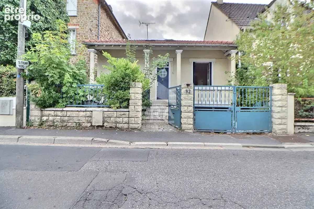 Photo Maison à Saint-Leu-La-Foret au prix de 150 000€