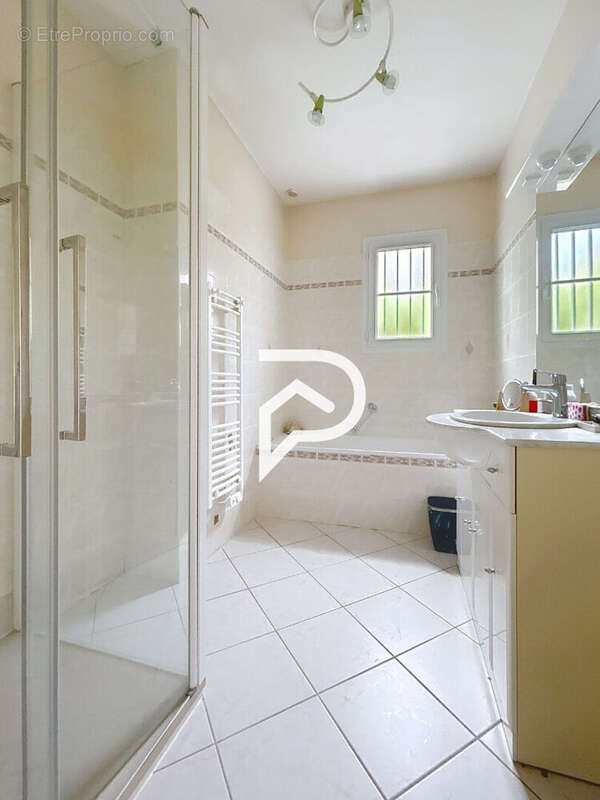 Maison à CHAMBRAY-LES-TOURS