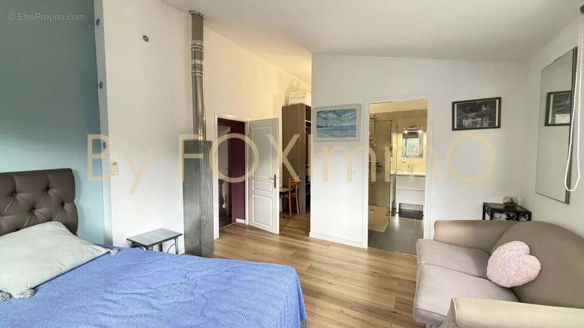 Maison à MANDELIEU-LA-NAPOULE