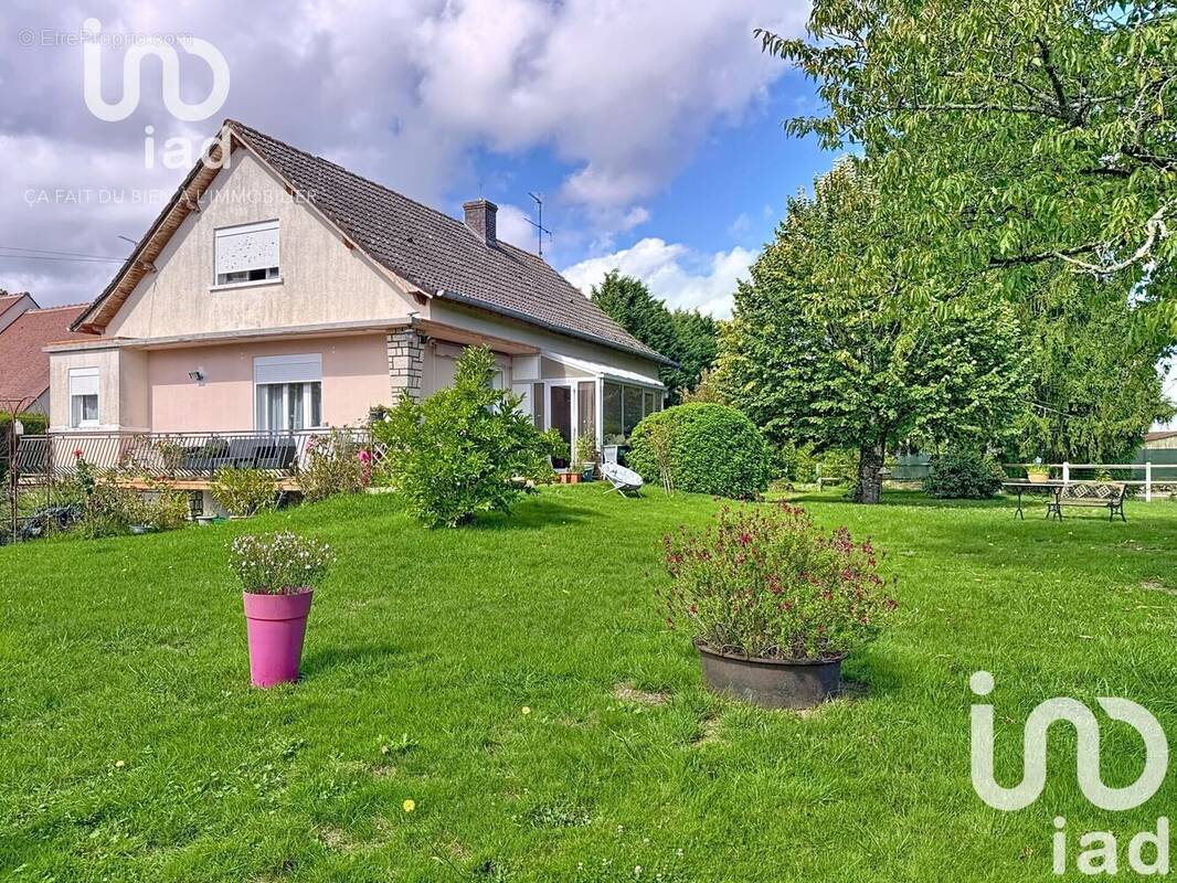 Photo 1 - Maison à LOUZOUER