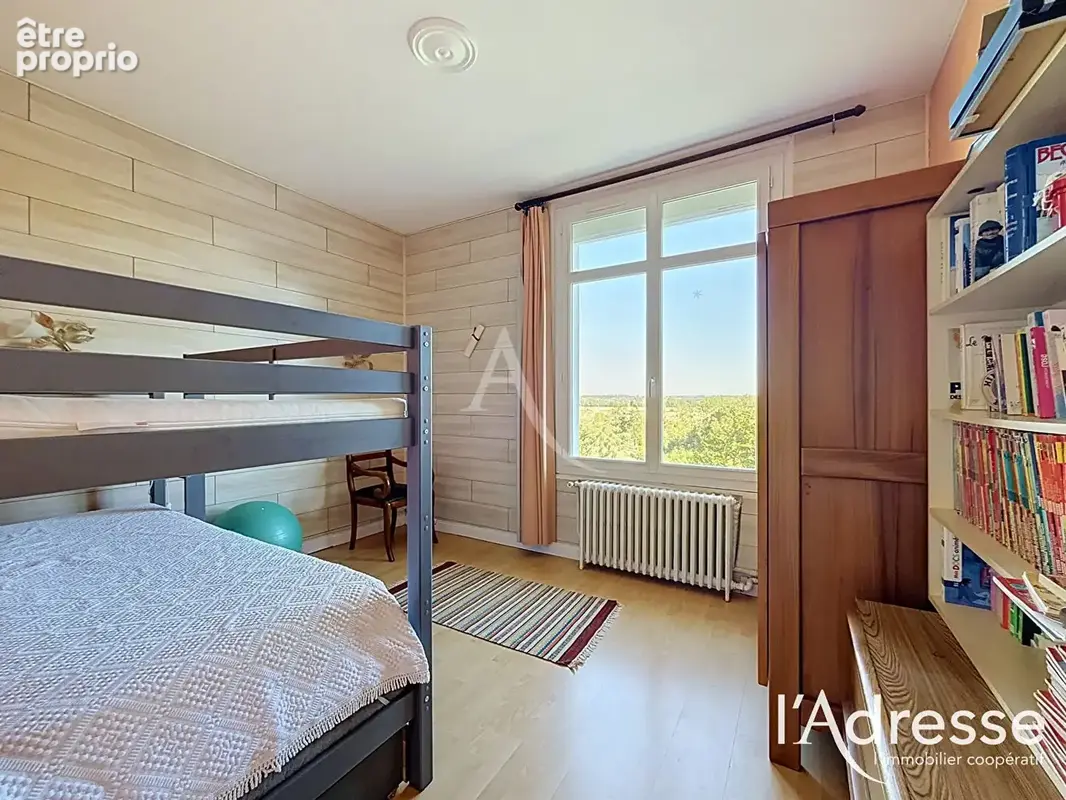 Maison de charme des années 1930 avec vue exceptionnelle sur la vallée du Cher - photo 12