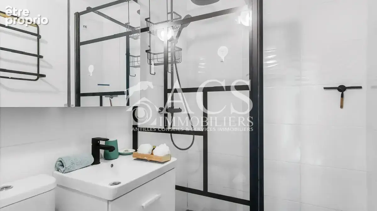 Appartement T3 en rez-de-chaussée à l'Anse Mitan - LES TROIS-ILETS - photo 13