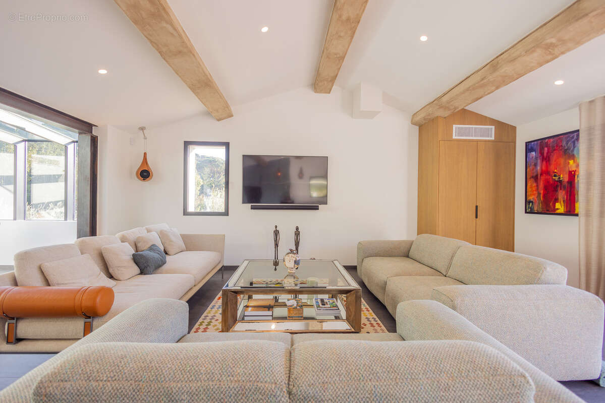 Maison à LA CROIX-VALMER