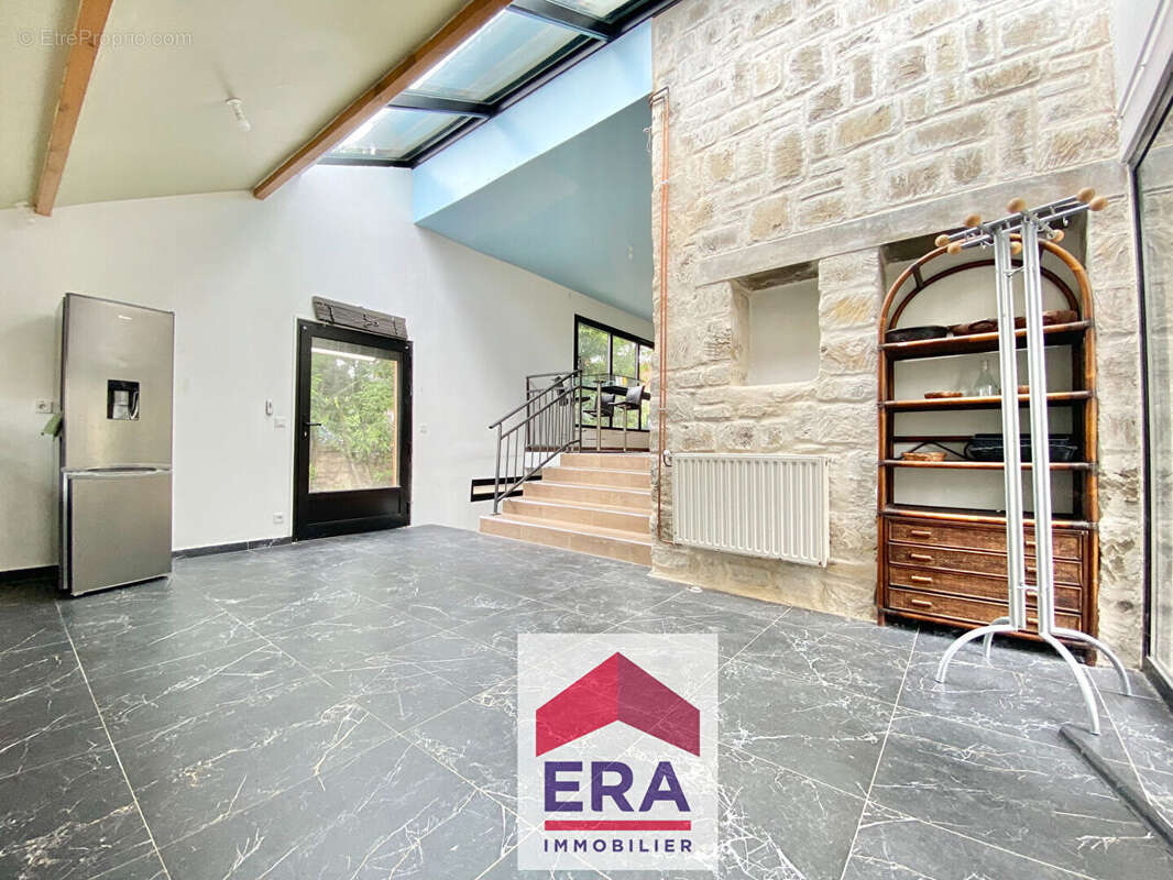 Maison à SARTROUVILLE