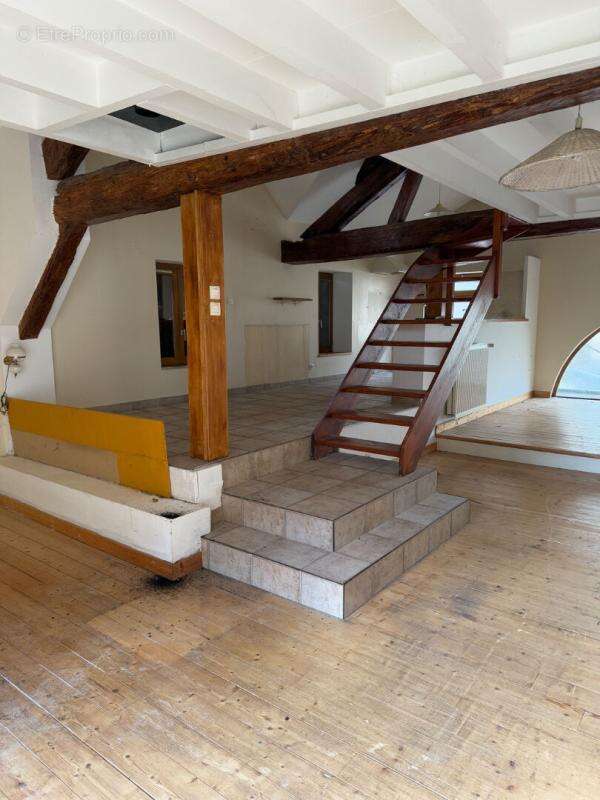 Maison à SAINT-EGREVE