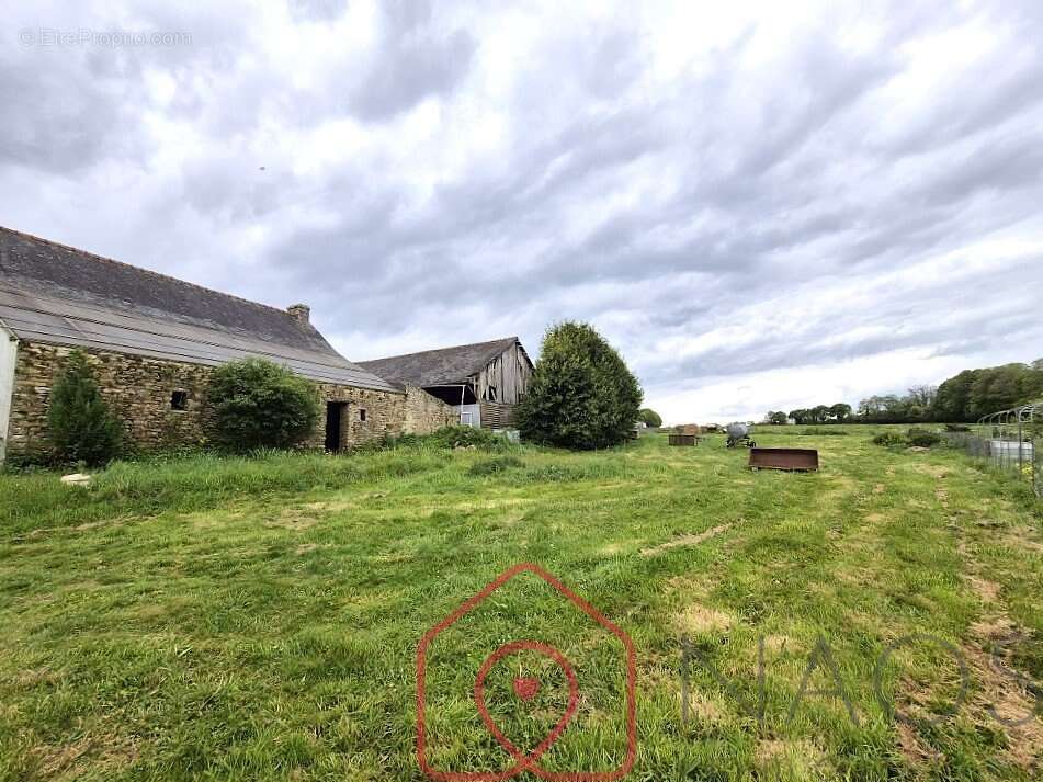 Maison à LANGOLEN