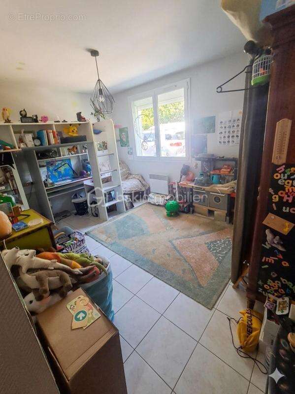 Opportunité Rare : Maison rapportant 8% de Rendement Brut - Idéal Investisseur ou Projet Familial - photo 7
