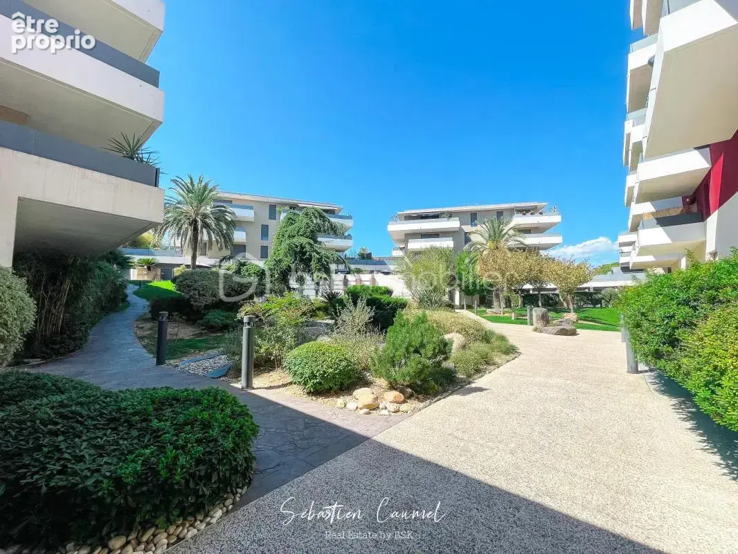 Juvignac - T3 dernier étage avec terrasse 13 m², vue dégagée, piscine et parking - photo 18