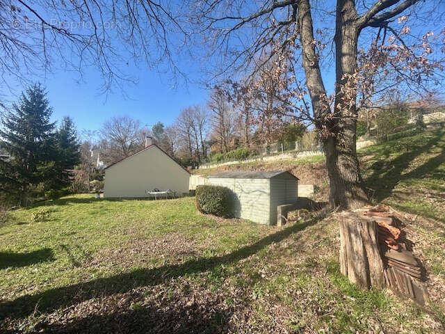 Maison à LA VILLE-DU-BOIS